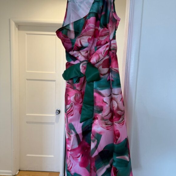 One Shoulder Satin Midi Dress - Picture 8 of 8